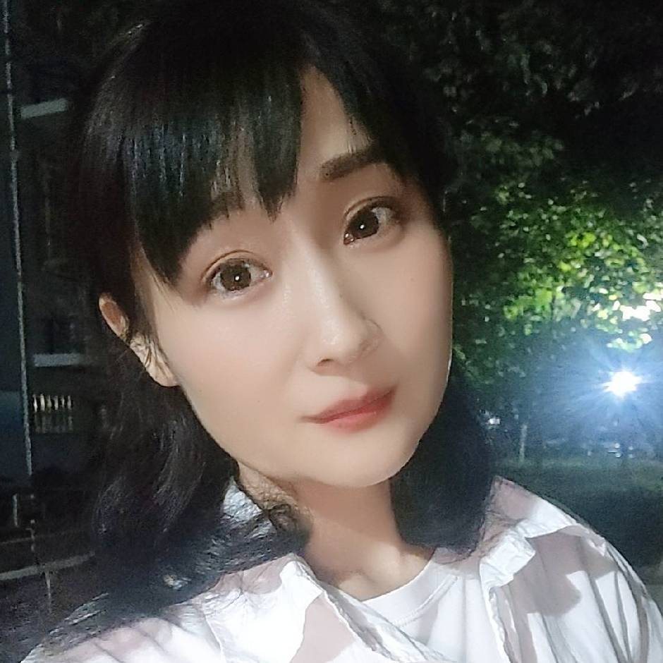 冯文文
