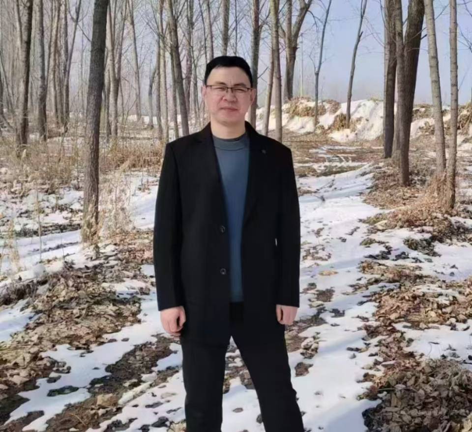 伊长专