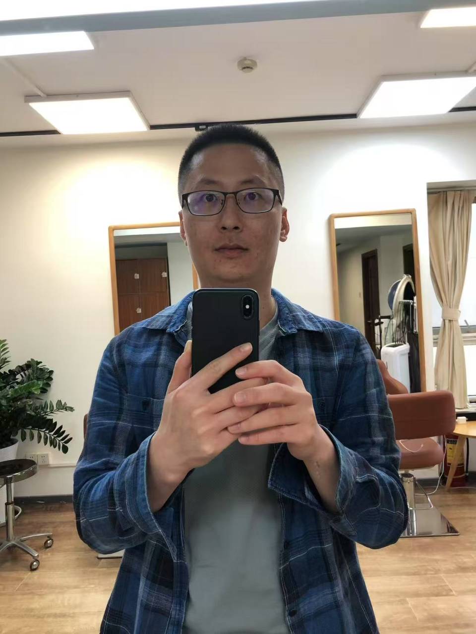 王先生