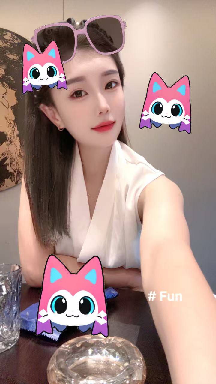 周女士