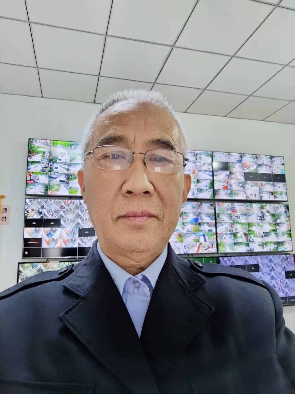 王先生