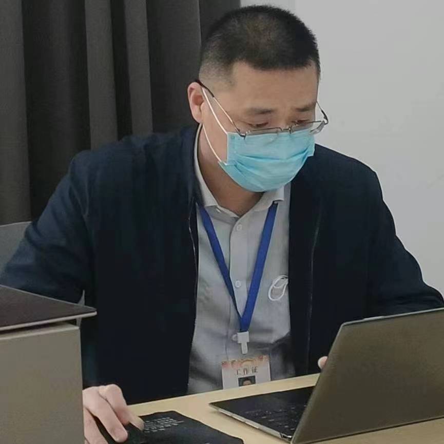 郝先生